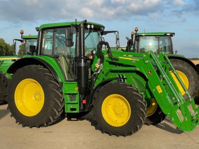 John Deere 6120M