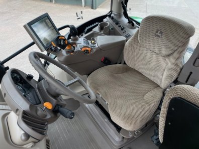John Deere 6155R