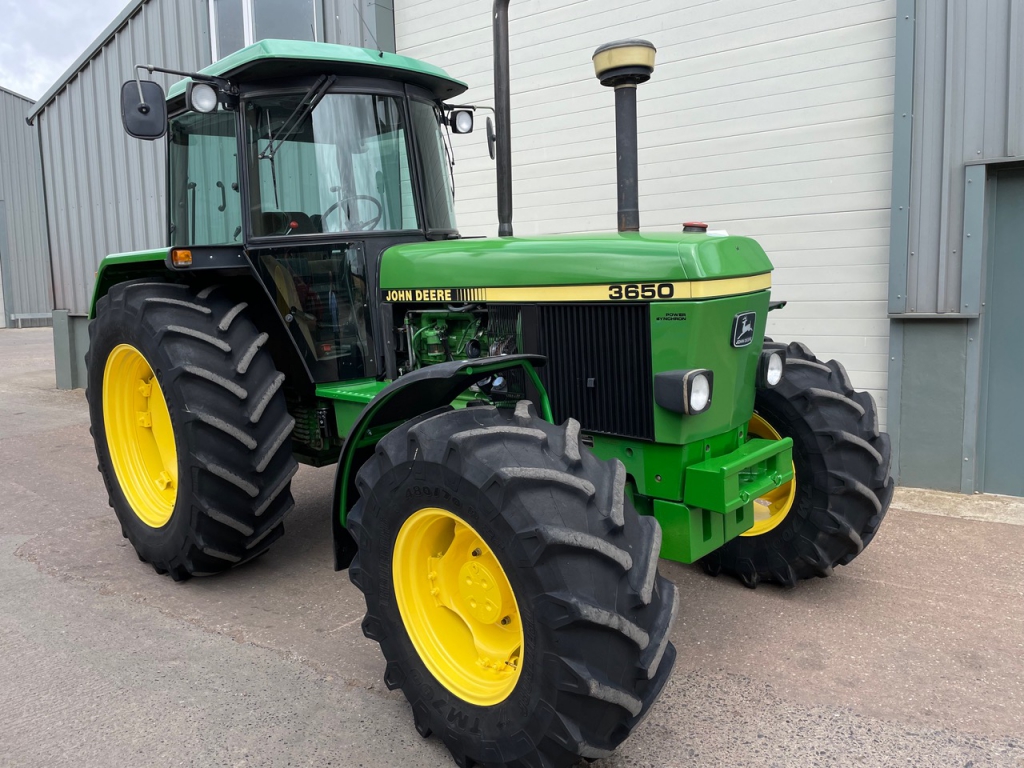 John Deere 3650
