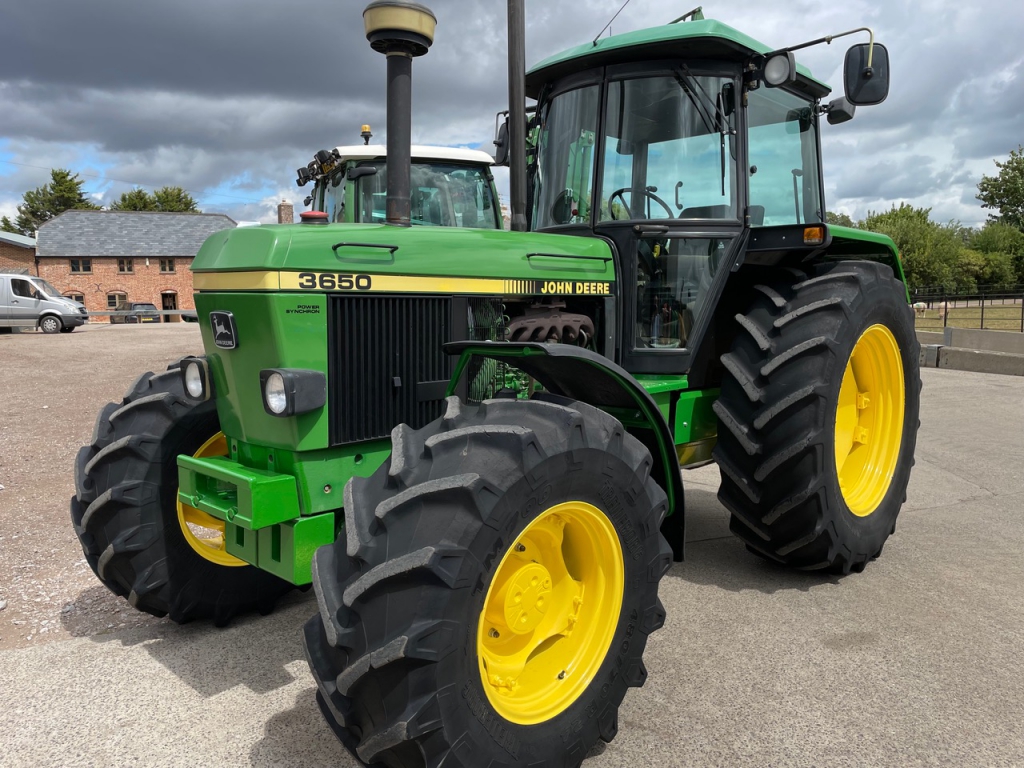 John Deere 3650