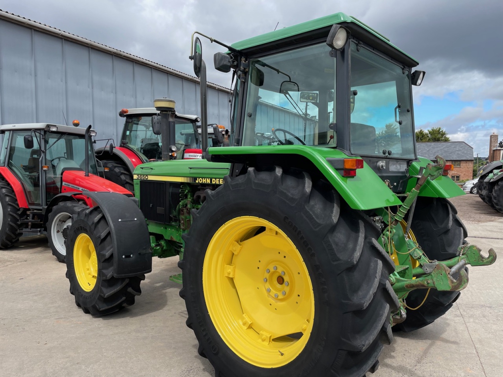 John Deere 3650
