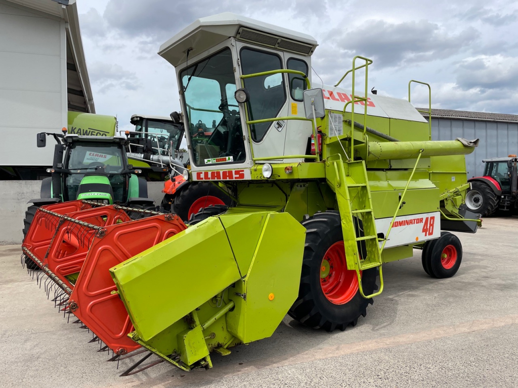 Claas Dominator 48