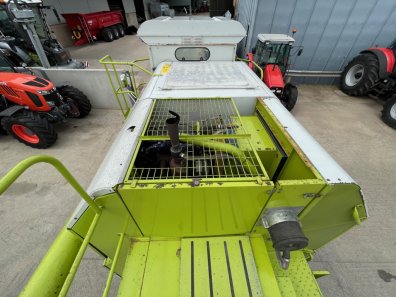 Claas Dominator 48