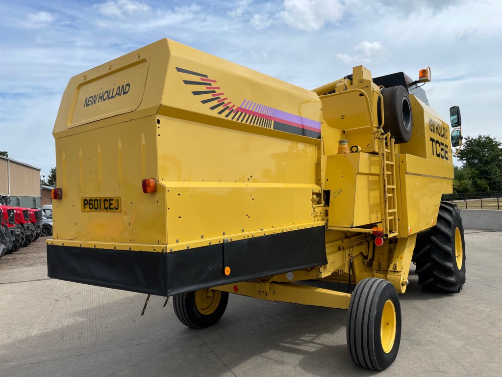 New Holland TC 56