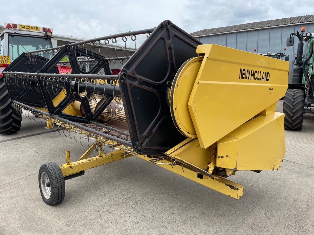 New Holland TC 56