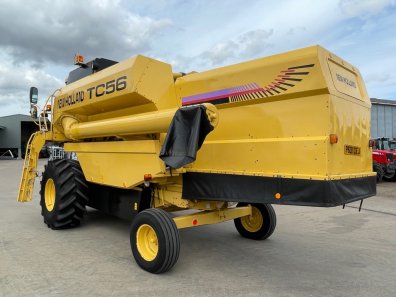 New Holland TC 56