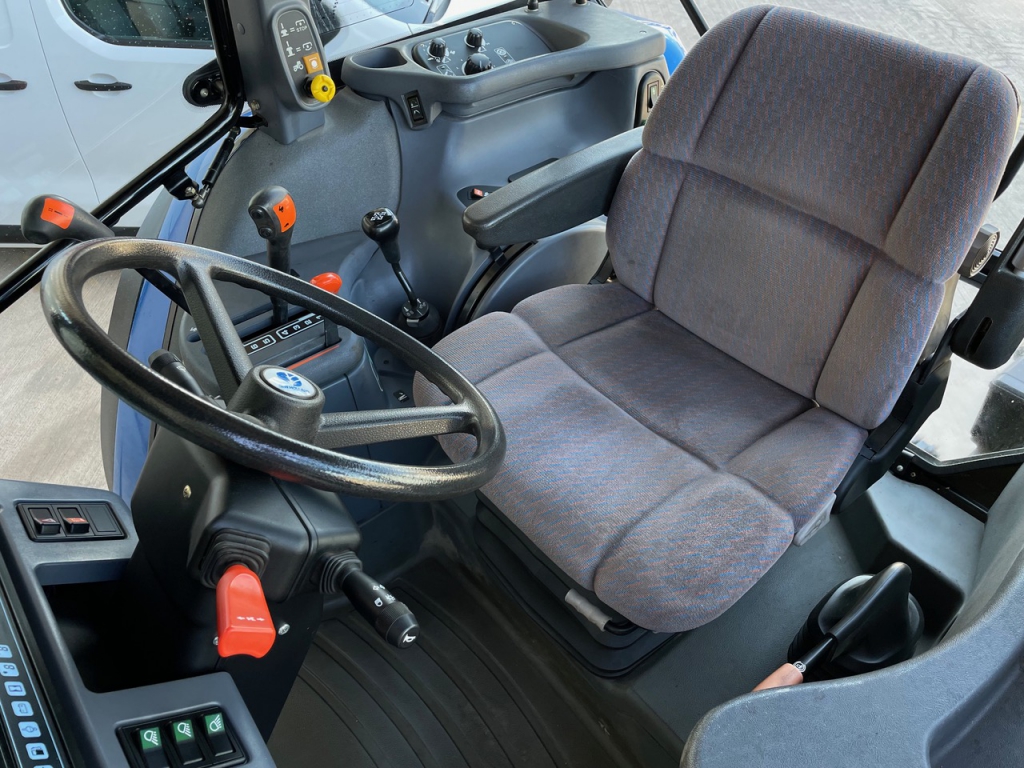 New Holland TS90 Turbo