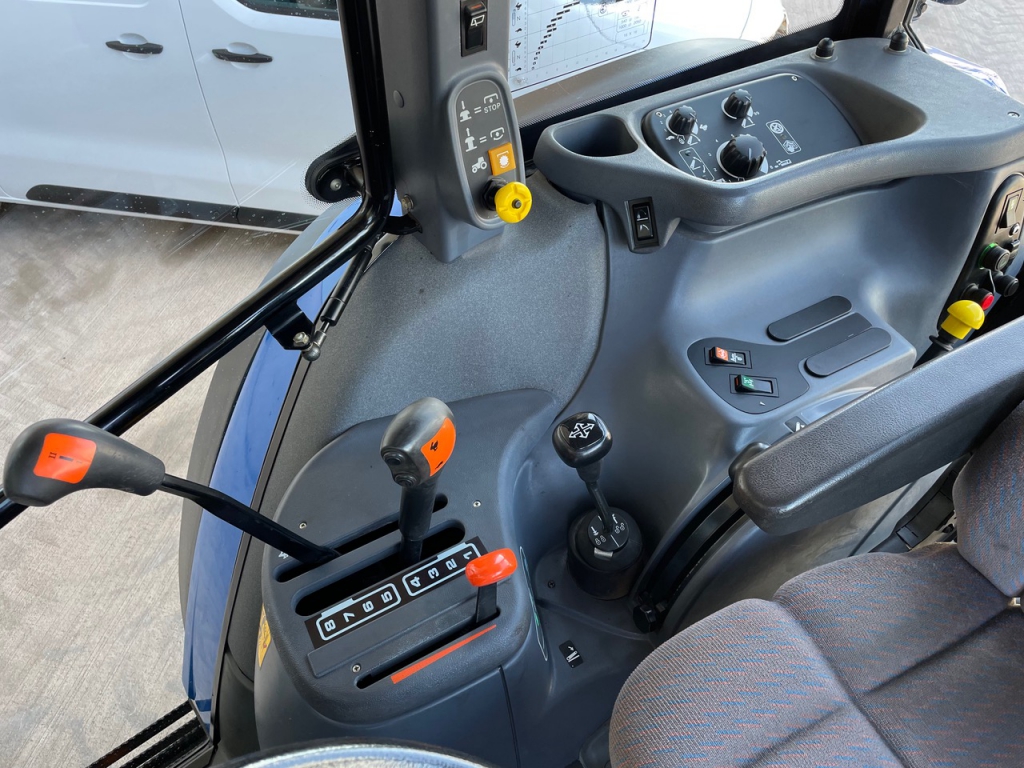 New Holland TS90 Turbo