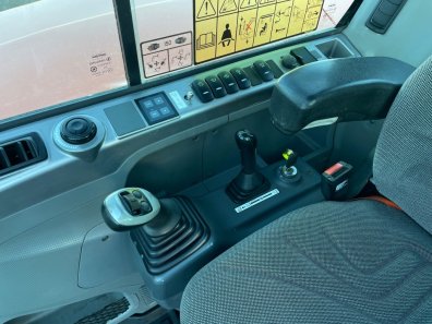 Doosan DX62R