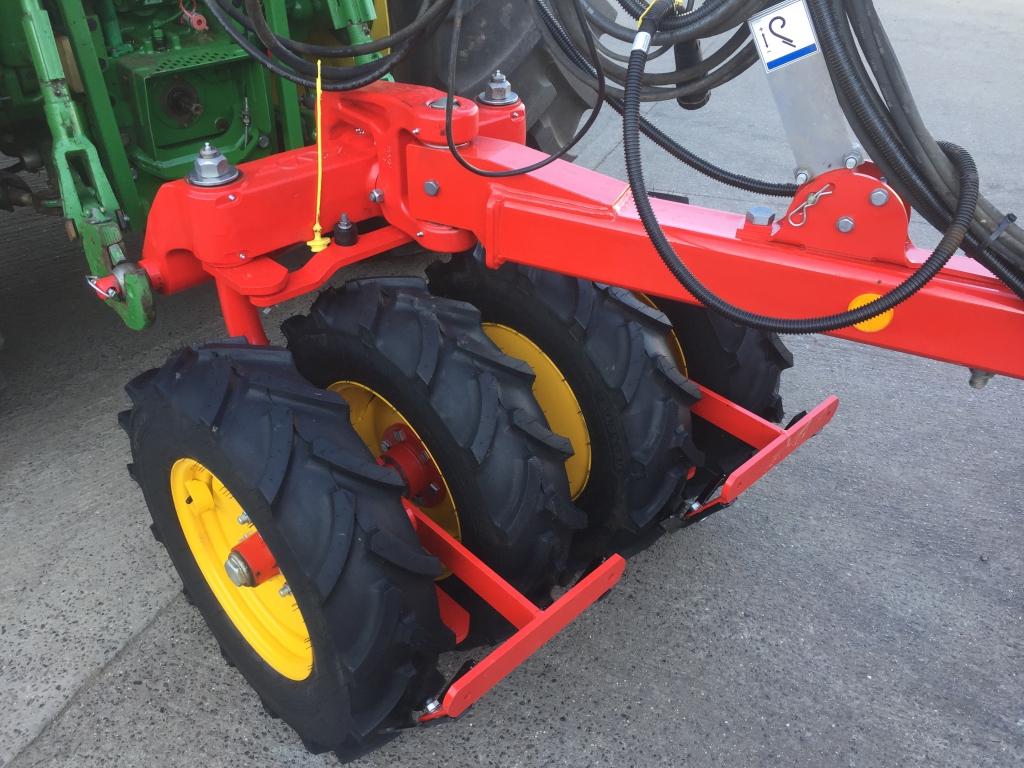 Vaderstad Rapid 300C grain and fert drill