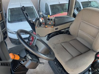 Case Magnum CVX 380