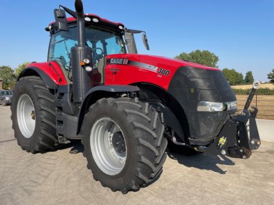Case Magnum CVX 380