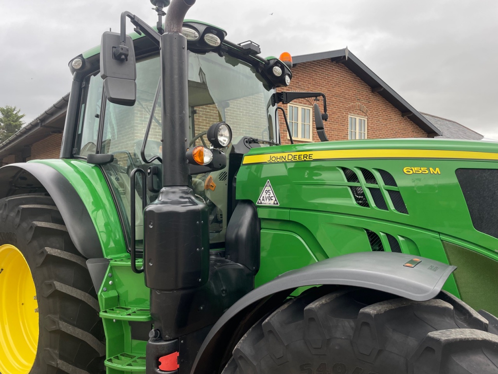John Deere 6155M
