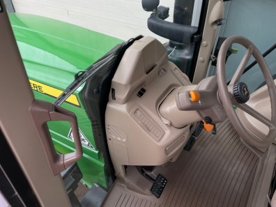 John Deere 6155M