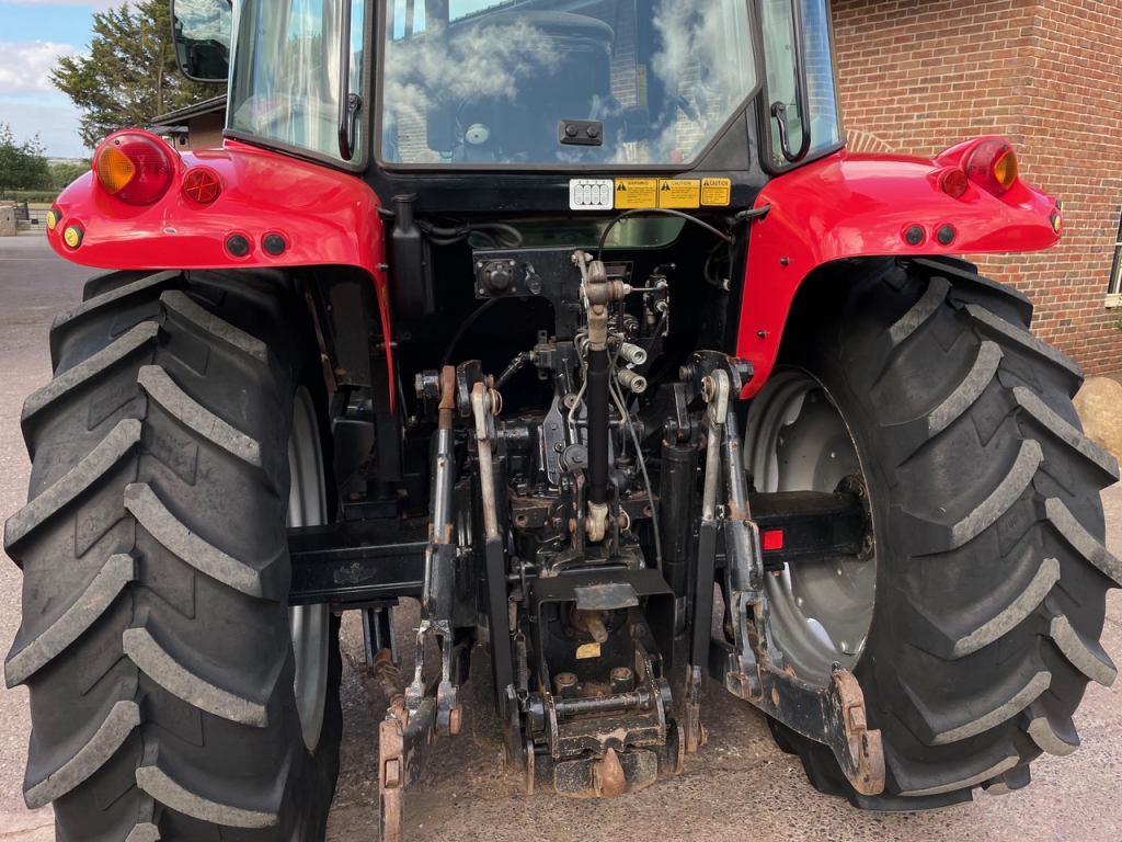 Massey Ferguson 5445