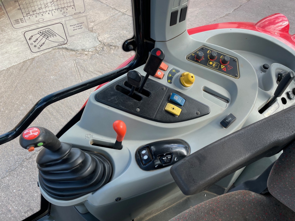 Massey Ferguson 5445