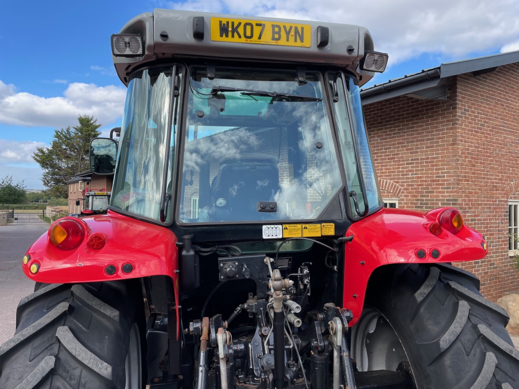 Massey Ferguson 5445
