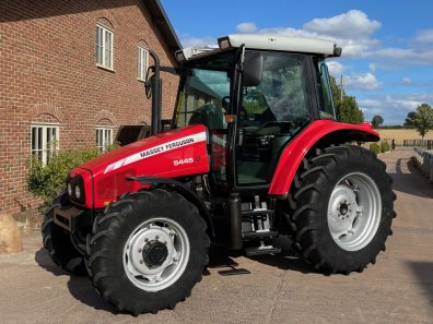 Massey Ferguson 5445