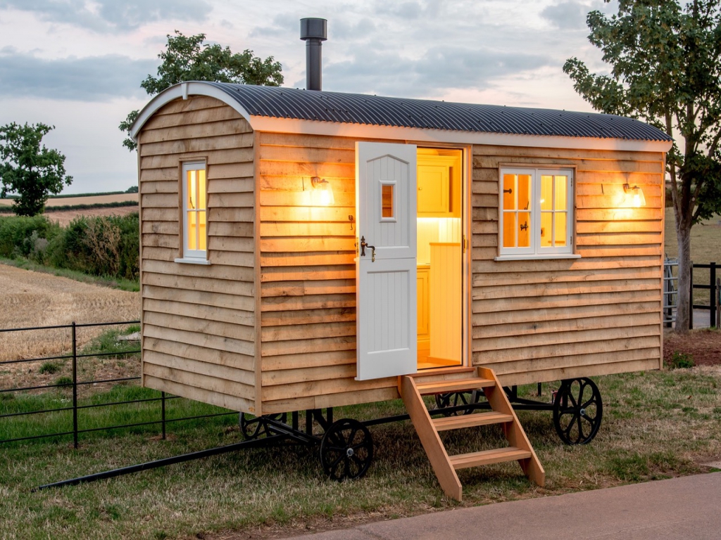 Luxury Turnkey Shepherds Hut 18ft/8ft