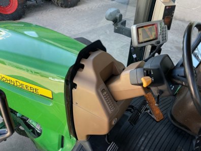 John Deere 7930