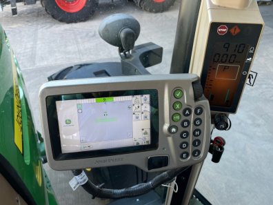 John Deere 7930