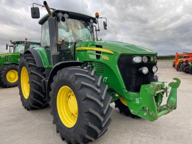 John Deere 7930