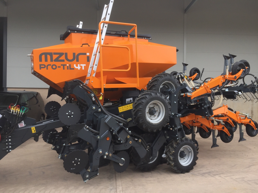 Mzuri Pro-till 4T drill