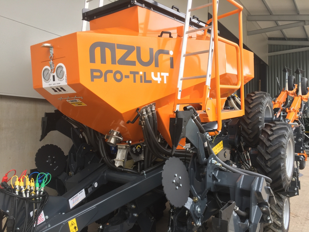 Mzuri Pro-till 4T drill