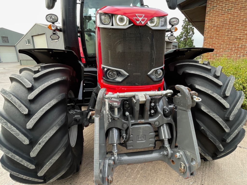 Massey Ferguson 7720S Next Edition