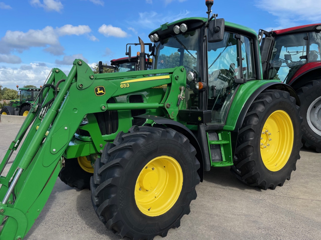 John Deere 6430