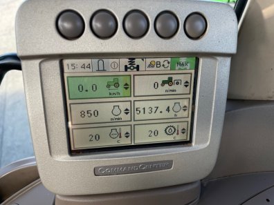 John Deere 6430