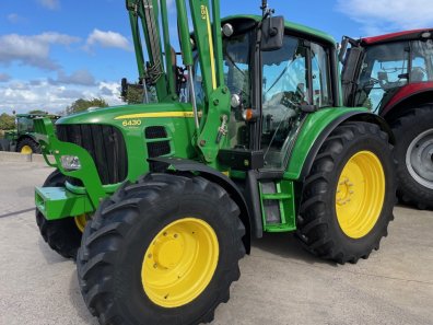 John Deere 6430