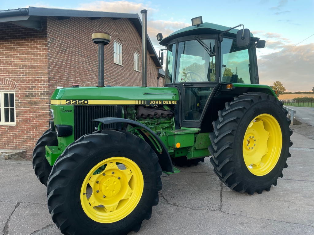John Deere 3350