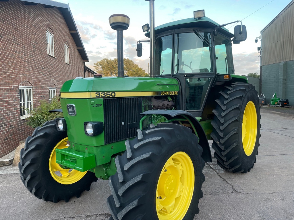 John Deere 3350