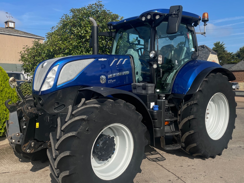New Holland T7.270 Blue Power