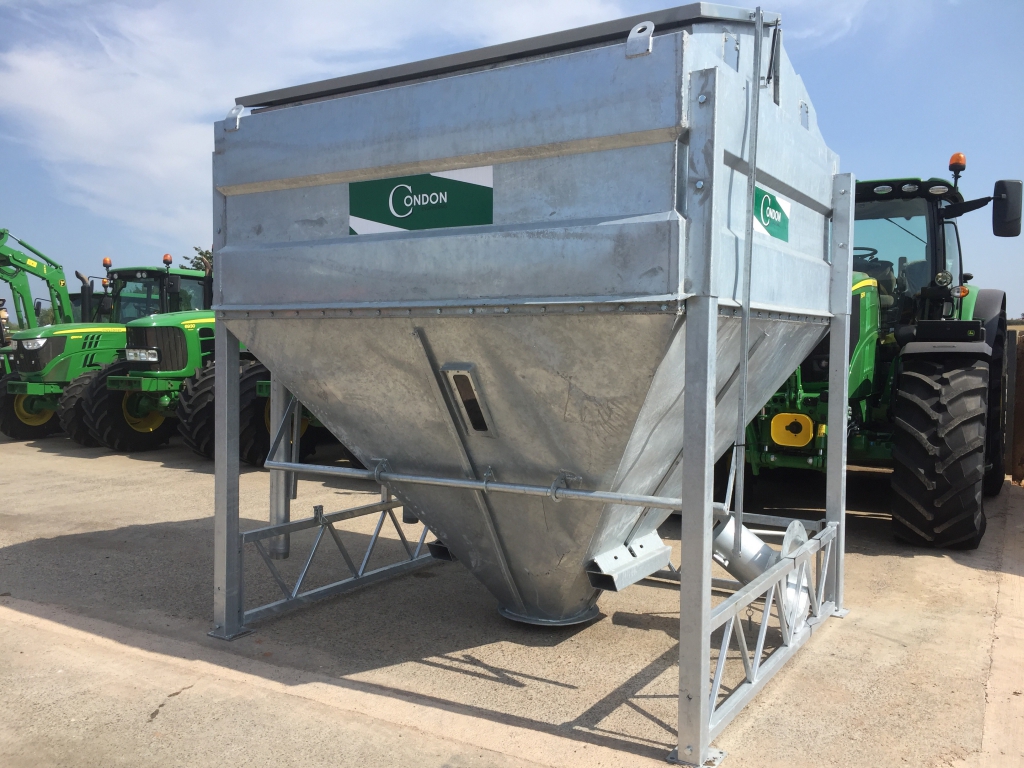 Condon Enginering 5 ton feed bin