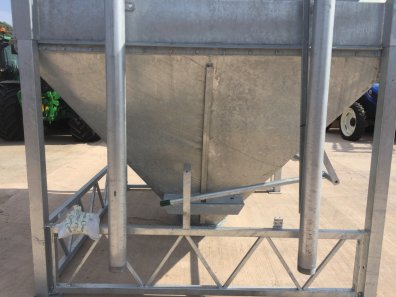 Condon Enginering 5 ton feed bin
