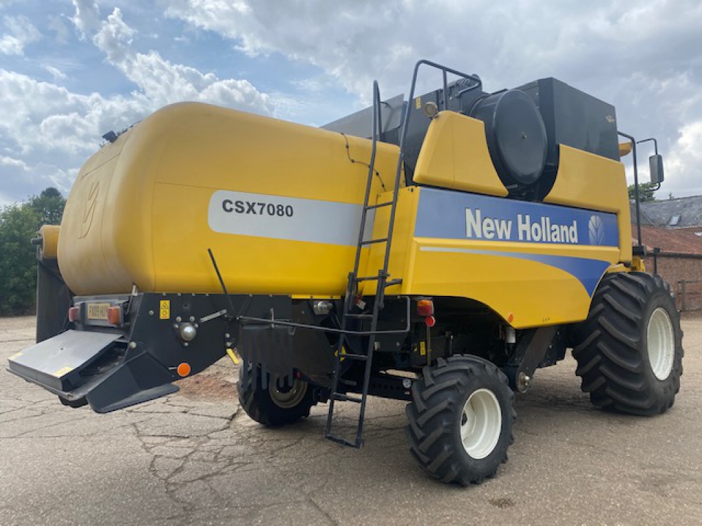New Holland CSX 7080