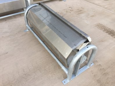 Condon 4ft stainless tip over drinkers