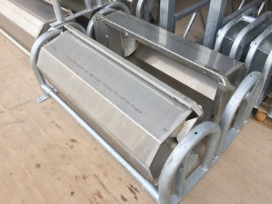 Condon 4ft stainless tip over drinkers