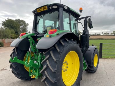 John Deere 6120M