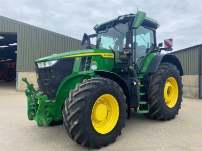 John Deere 7R 330