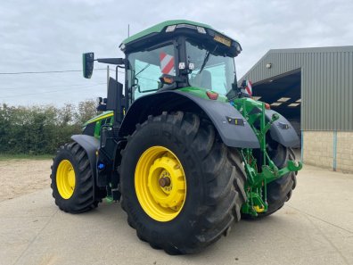 John Deere 7R 330