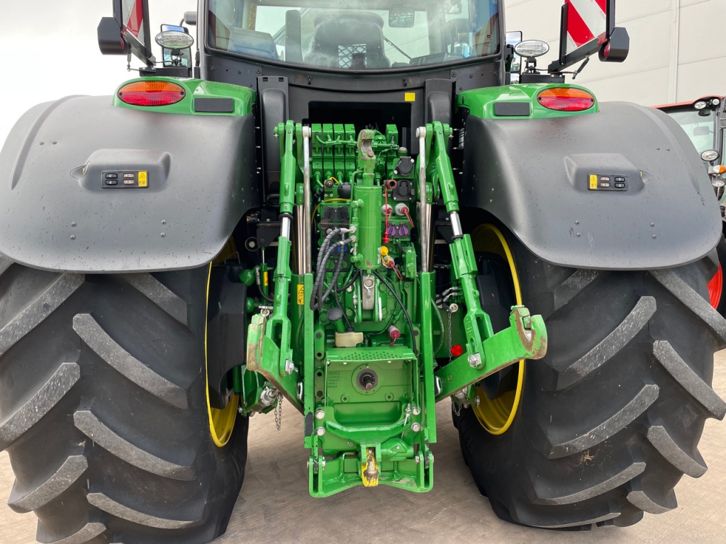 John Deere 6250R