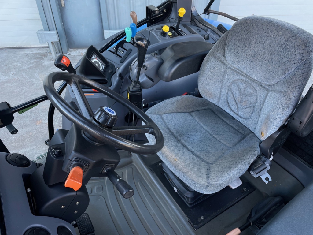 New Holland TSA 130 Delta