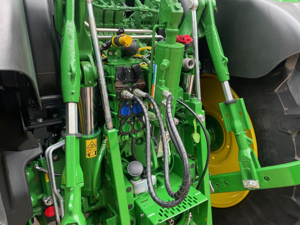 John Deere 6155R Ultimate