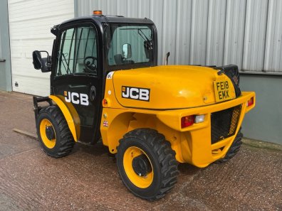 JCB 520-40