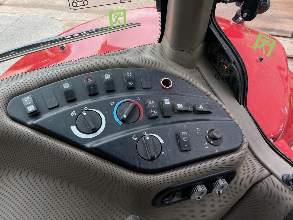Case Magnum CVX 380 Rowtrac