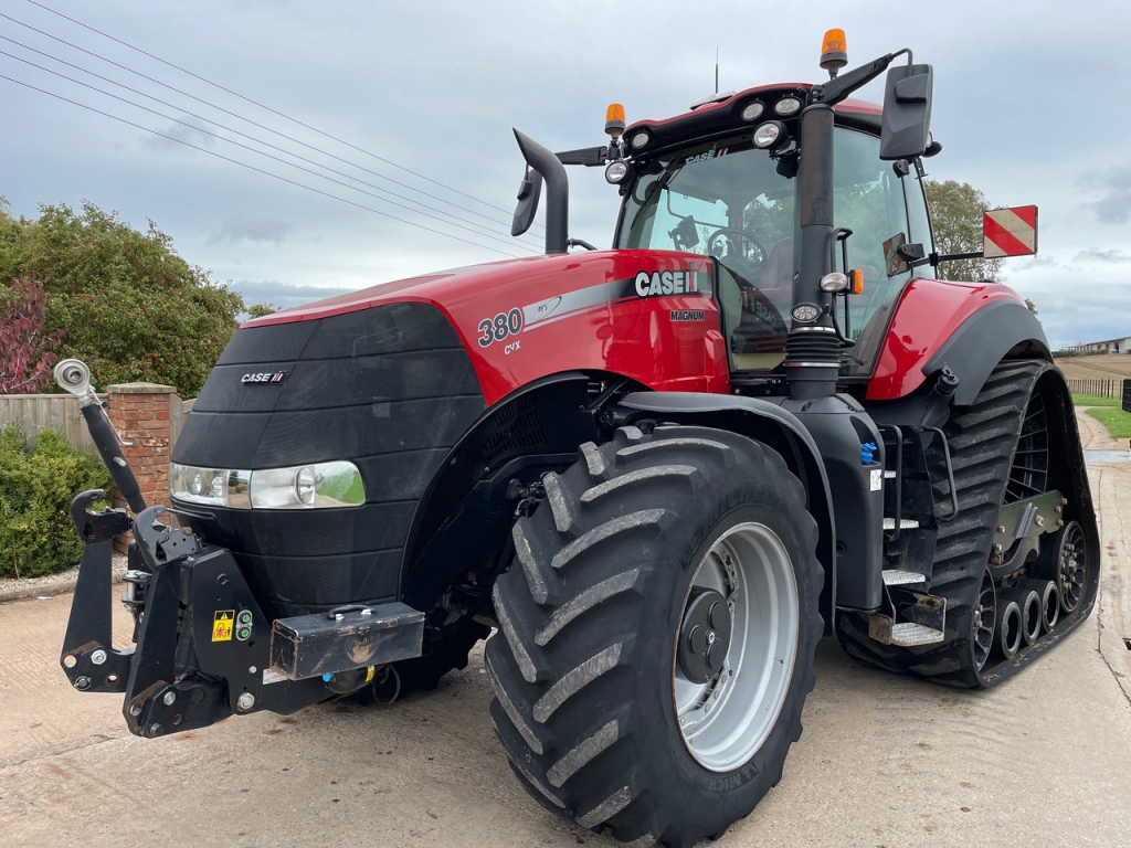 Case Magnum CVX 380 Rowtrac