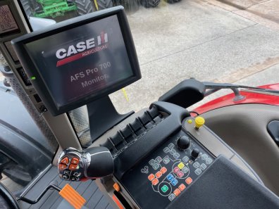 Case Magnum CVX 380 Rowtrac